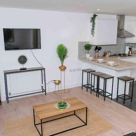 Garden Of Eden 1 Bedroom Flat In Fishponds Bristol Exterior foto