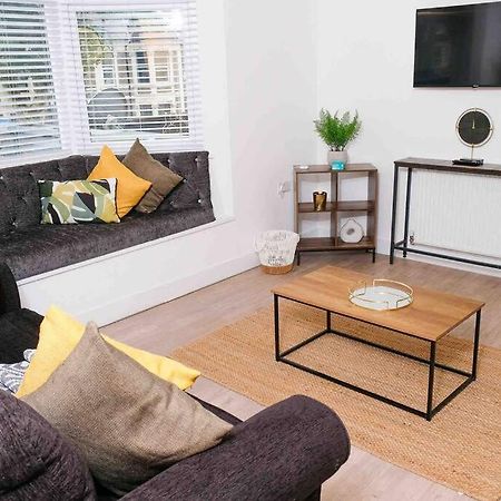 Garden Of Eden 1 Bedroom Flat In Fishponds Bristol Exterior foto